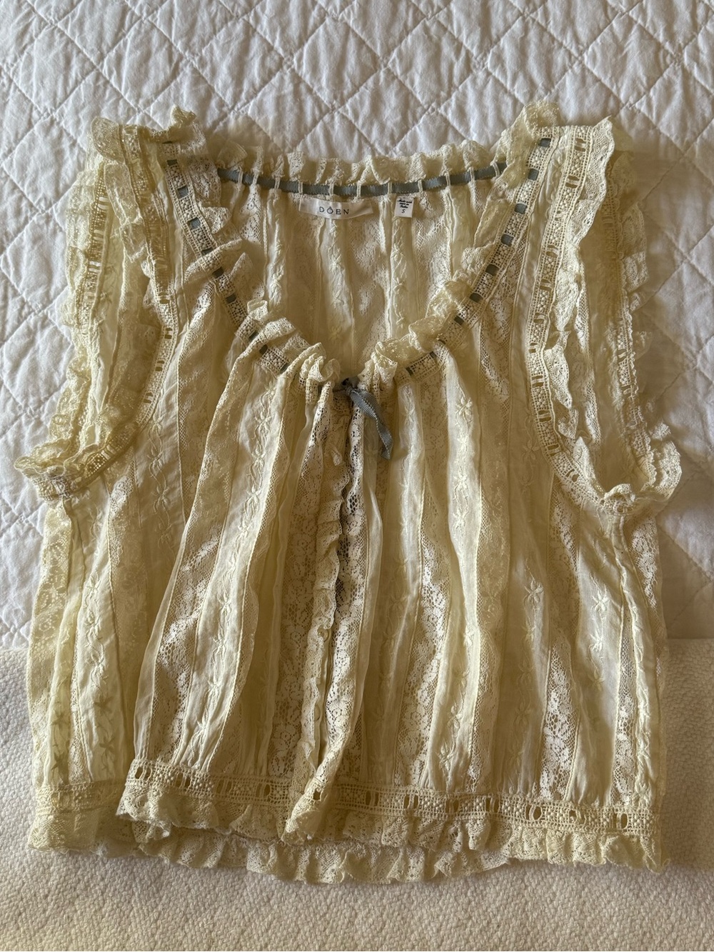 Doen Cream Lace Peasant Blouse with Ribbon Tie